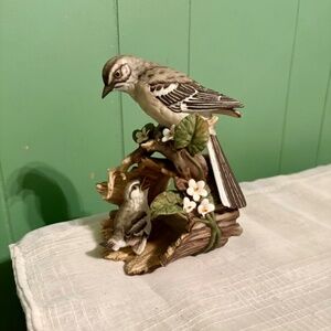 Vintage 1979 Homco Masterpiece Porcelain Mockingbird & Baby On Log